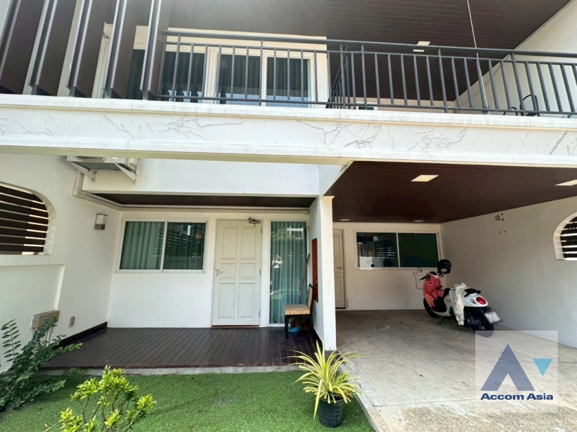 34  3 br House for rent and sale in Sukhumvit ,Bangkok BTS Phrom Phong AA33415