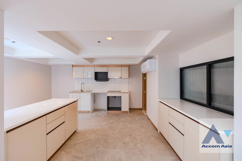  1  3 br Apartment For Rent in Sathorn ,Bangkok BTS Chong Nonsi at Luxury Designed in Prime Area AA33427