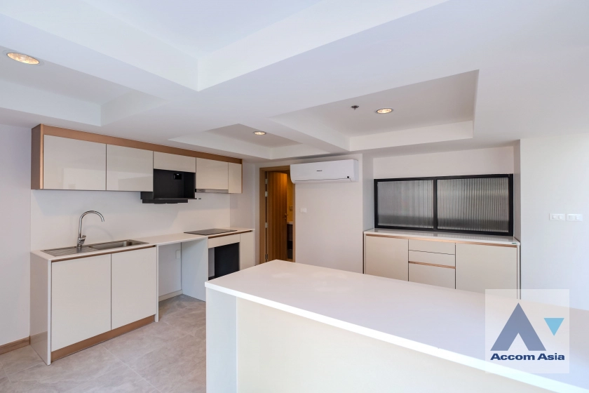 5  3 br Apartment For Rent in Sathorn ,Bangkok BTS Chong Nonsi at Luxury Designed in Prime Area AA33427