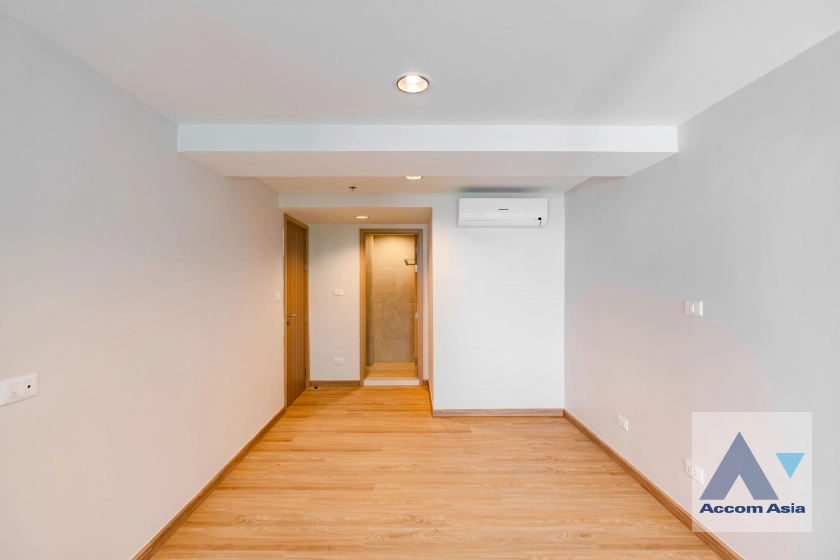 17  3 br Apartment For Rent in Sathorn ,Bangkok BTS Chong Nonsi at Luxury Designed in Prime Area AA33427