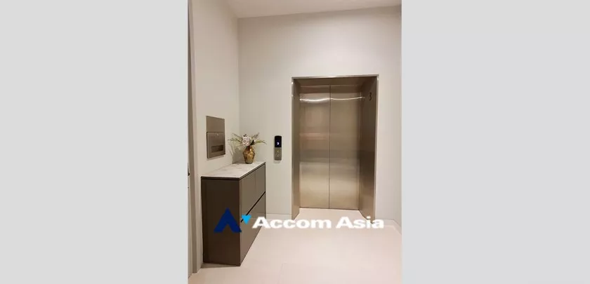 12  2 br Condominium For Rent in Sukhumvit ,Bangkok BTS Phrom Phong at Vittorio Sukhumvit 39 AA33428