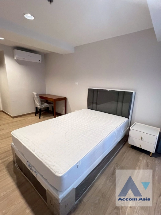 12  4 br Apartment For Rent in Sathorn ,Bangkok BTS Chong Nonsi at Luxury Designed in Prime Area AA33429