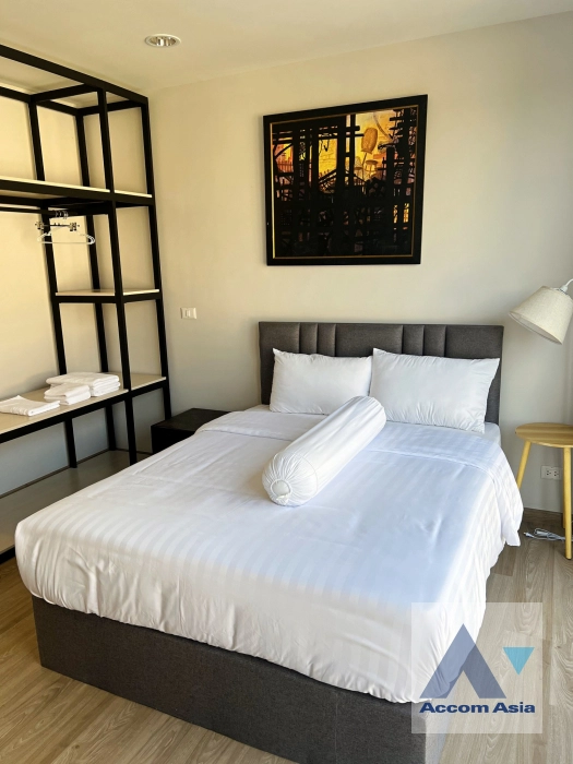 10  2 br Apartment For Rent in Sathorn ,Bangkok BTS Chong Nonsi at Luxury Designed in Prime Area AA33433