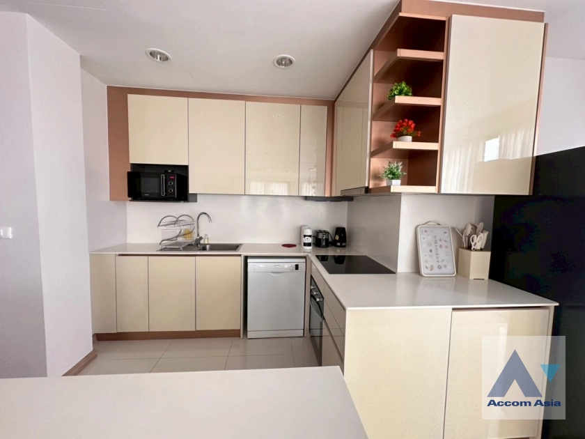 7  4 br Apartment for rent and sale in Sathorn ,Bangkok BTS Chong Nonsi at Luxury Designed in Prime Area AA33434