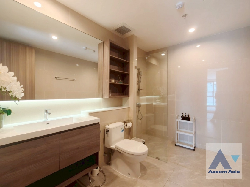 32  4 br Apartment for rent and sale in Sathorn ,Bangkok BTS Chong Nonsi at Luxury Designed in Prime Area AA33434