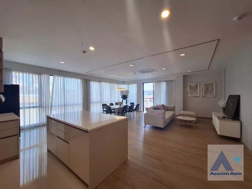  2  4 br Apartment For Rent in Sathorn ,Bangkok BTS Chong Nonsi at Luxury Designed in Prime Area AA33435