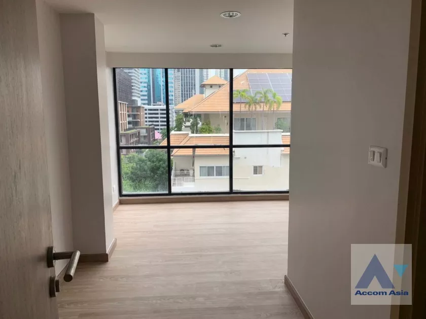 1  3 br Apartment For Rent in Sathorn ,Bangkok BTS Chong Nonsi at Luxury Designed in Prime Area AA33437