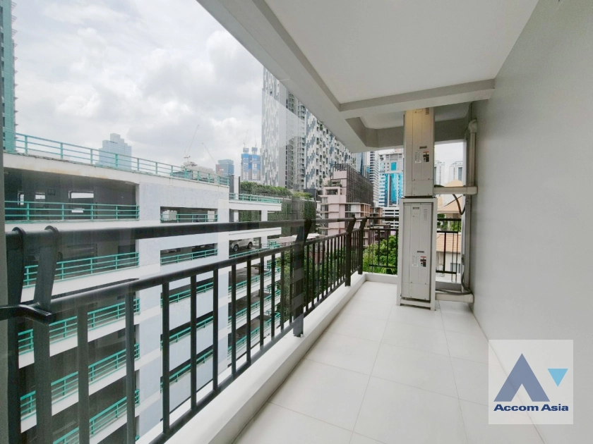 8  3 br Apartment For Rent in Sathorn ,Bangkok BTS Chong Nonsi at Luxury Designed in Prime Area AA33437
