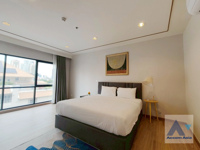 10  3 br Apartment For Rent in Sathorn ,Bangkok BTS Chong Nonsi at Luxury Designed in Prime Area AA33437