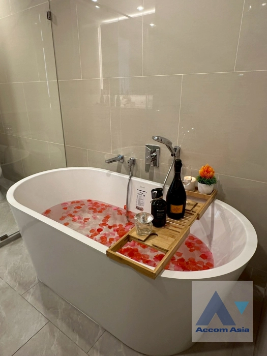 21  4 br Apartment For Rent in Sathorn ,Bangkok BTS Chong Nonsi at Luxury Designed in Prime Area AA33440