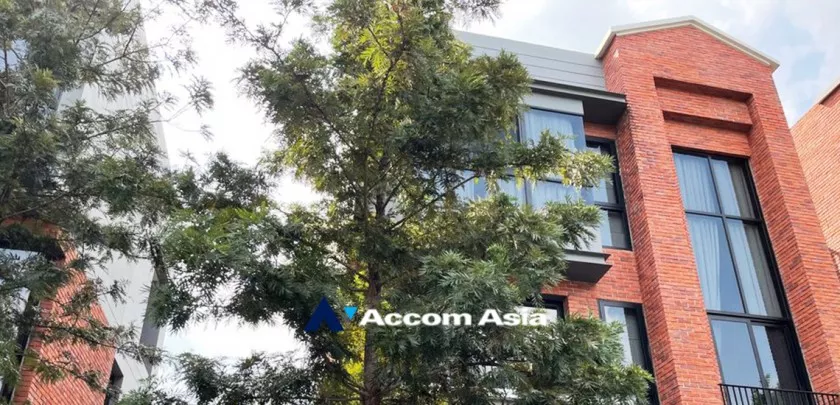  2  3 br House For Sale in  ,Bangkok  at Artale Ekkamai Ramintra AA33444