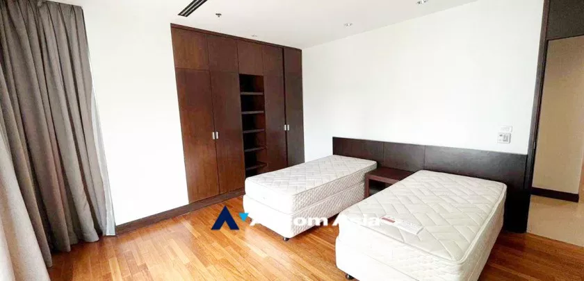 10  3 br Apartment For Rent in Ploenchit ,Bangkok BTS Ploenchit at Elegance and Traditional Luxury AA33450