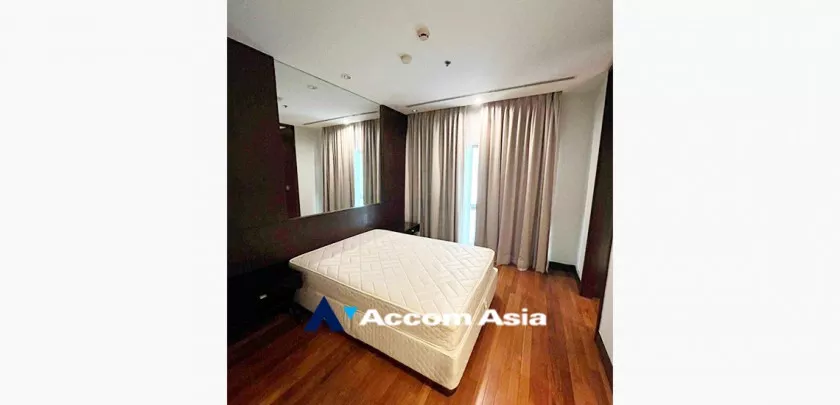9  3 br Apartment For Rent in Ploenchit ,Bangkok BTS Ploenchit at Elegance and Traditional Luxury AA33450