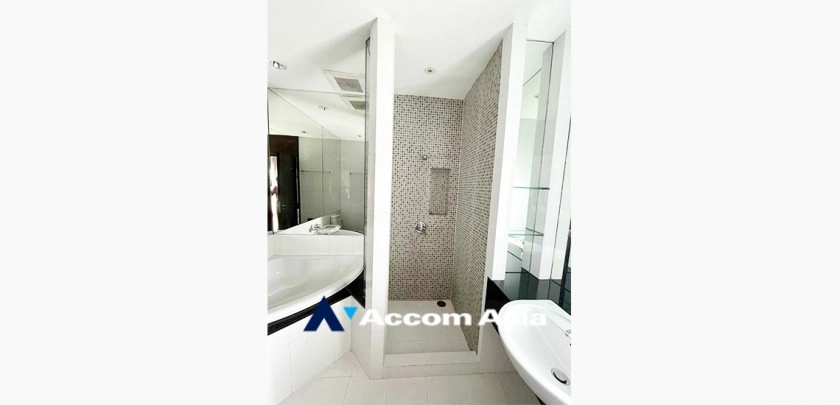 14  3 br Apartment For Rent in Ploenchit ,Bangkok BTS Ploenchit at Elegance and Traditional Luxury AA33450