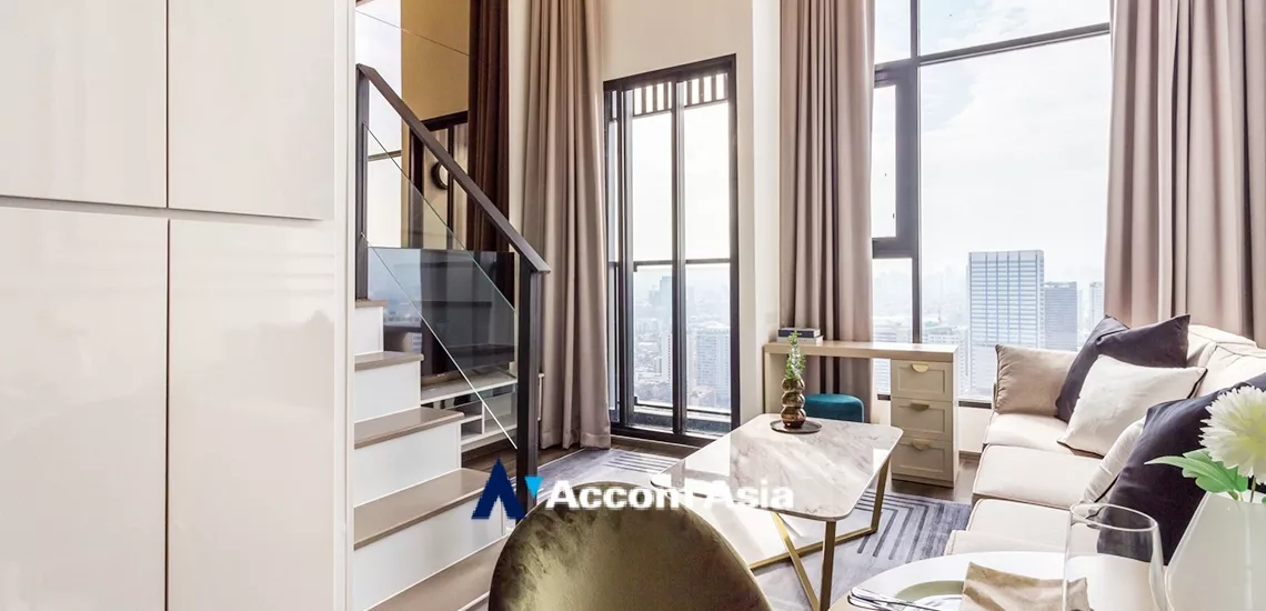  1 Bedroom  Condominium For Rent & Sale in Phaholyothin, Bangkok  (AA33455)