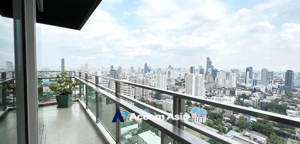 40  4 br Condominium For Rent in Sukhumvit ,Bangkok BTS Phrom Phong at The Madison AA33458