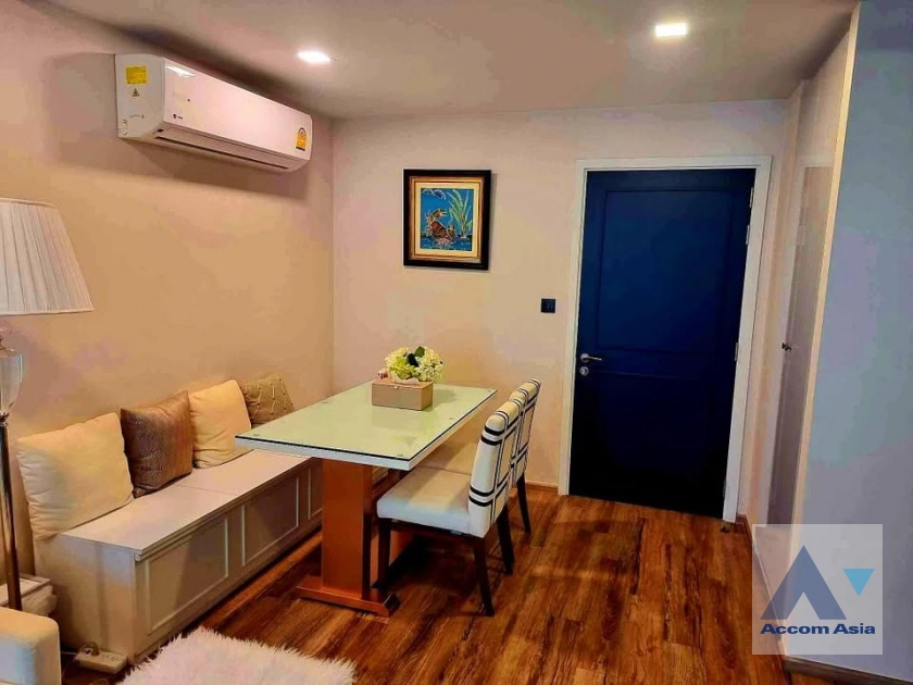 5  2 br Condominium For Sale in Sathorn ,Bangkok MRT Khlong Toei at Maestro 01 Sathorn Yenakat AA33459