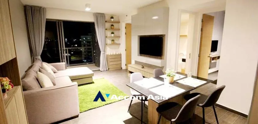 Pet friendly |  The Lofts Ekkamai  Condominium  2 Bedroom for Rent MRT Khlong Toei in Sukhumvit Bangkok
