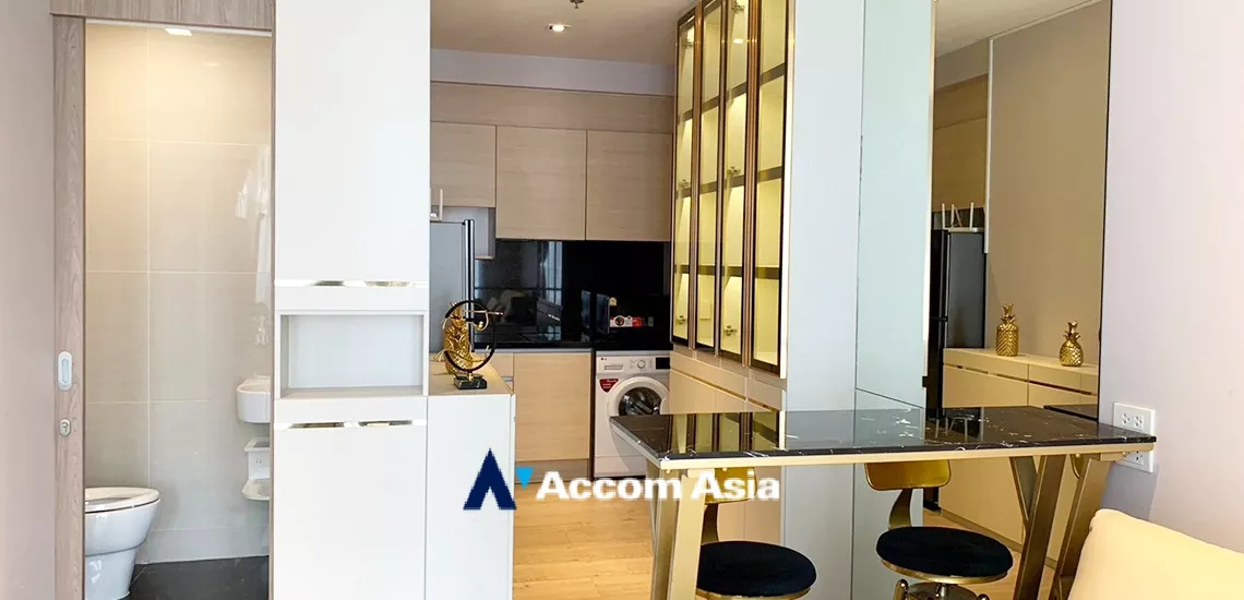 unit 1 Bedroom  Condominium For Sale in Sukhumvit, Bangkok  near BTS Phrom Phong (AA33471)