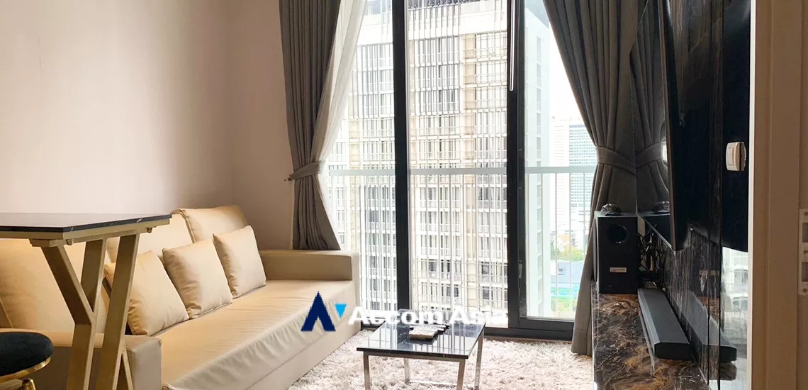  1 Bedroom  Condominium For Sale in Sukhumvit, Bangkok  near BTS Phrom Phong (AA33471)