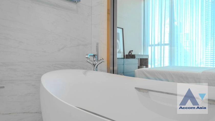 10  2 br Condominium for rent and sale in Ploenchit ,Bangkok BTS Chitlom at Scope Langsuan AA33474