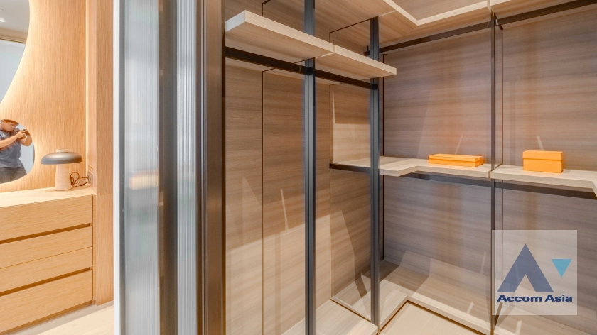 7  2 br Condominium for rent and sale in Ploenchit ,Bangkok BTS Chitlom at Scope Langsuan AA33474