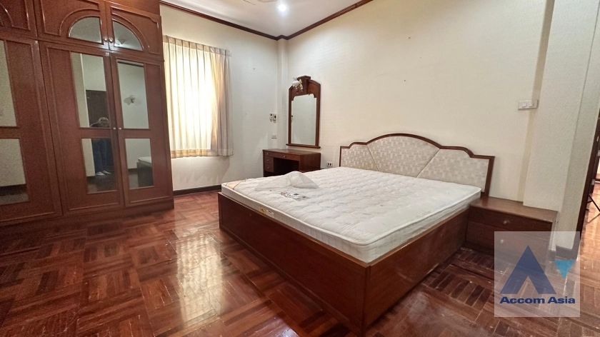 9  4 br House For Rent in Sukhumvit ,Bangkok BTS Thong Lo at Sukhumvit Villa 54767