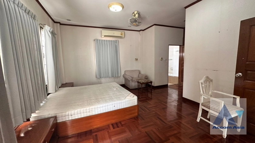 10  4 br House For Rent in Sukhumvit ,Bangkok BTS Thong Lo at Sukhumvit Villa 54767