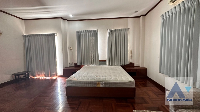 16  4 br House For Rent in Sukhumvit ,Bangkok BTS Thong Lo at Sukhumvit Villa 54767