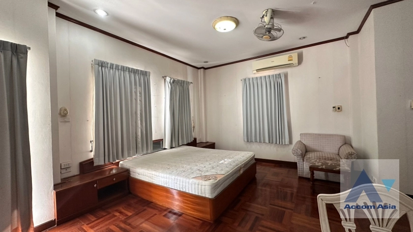 11  4 br House For Rent in Sukhumvit ,Bangkok BTS Thong Lo at Sukhumvit Villa 54767