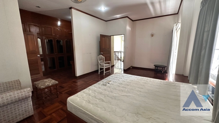 15  4 br House For Rent in Sukhumvit ,Bangkok BTS Thong Lo at Sukhumvit Villa 54767