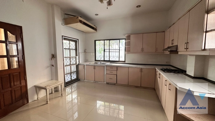 19  4 br House For Rent in Sukhumvit ,Bangkok BTS Thong Lo at Sukhumvit Villa 54767