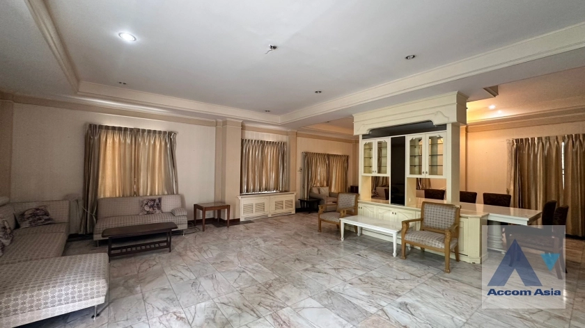  1  4 br House For Rent in Sukhumvit ,Bangkok BTS Thong Lo at Sukhumvit Villa 54767