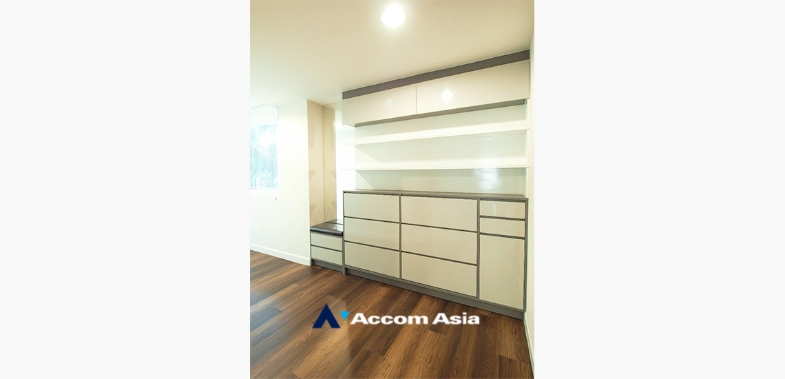 10  4 br Condominium for rent and sale in Charoen Nakhon ,Bangkok BTS Krung Thon Buri at The Fine at River AA33488