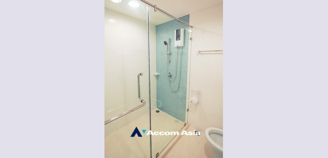 12  4 br Condominium for rent and sale in Charoen Nakhon ,Bangkok BTS Krung Thon Buri at The Fine at River AA33488