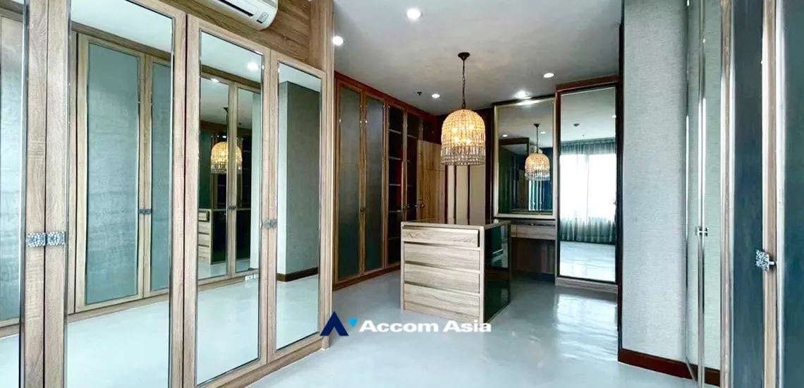 8  3 br Condominium for rent and sale in Phaholyothin ,Bangkok MRT Phetchaburi - ARL Makkasan at Villa Asoke AA33497