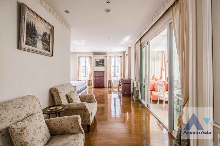 14  4 br Townhouse for rent and sale in Rama 3 ,Bangkok BTS Saphan Taksin at Set by the River AA33524