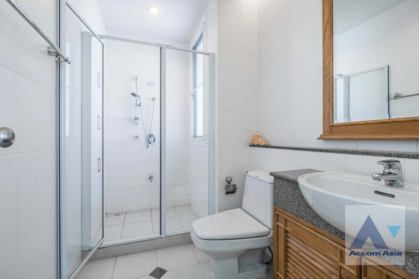 32  4 br Townhouse for rent and sale in Rama 3 ,Bangkok BTS Saphan Taksin at Set by the River AA33524