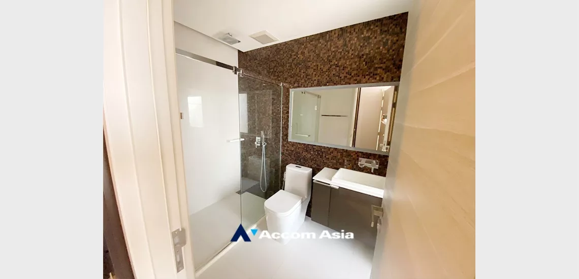 5  2 br Condominium For Rent in Sathorn ,Bangkok  at The Room Sathorn St Louis AA33526