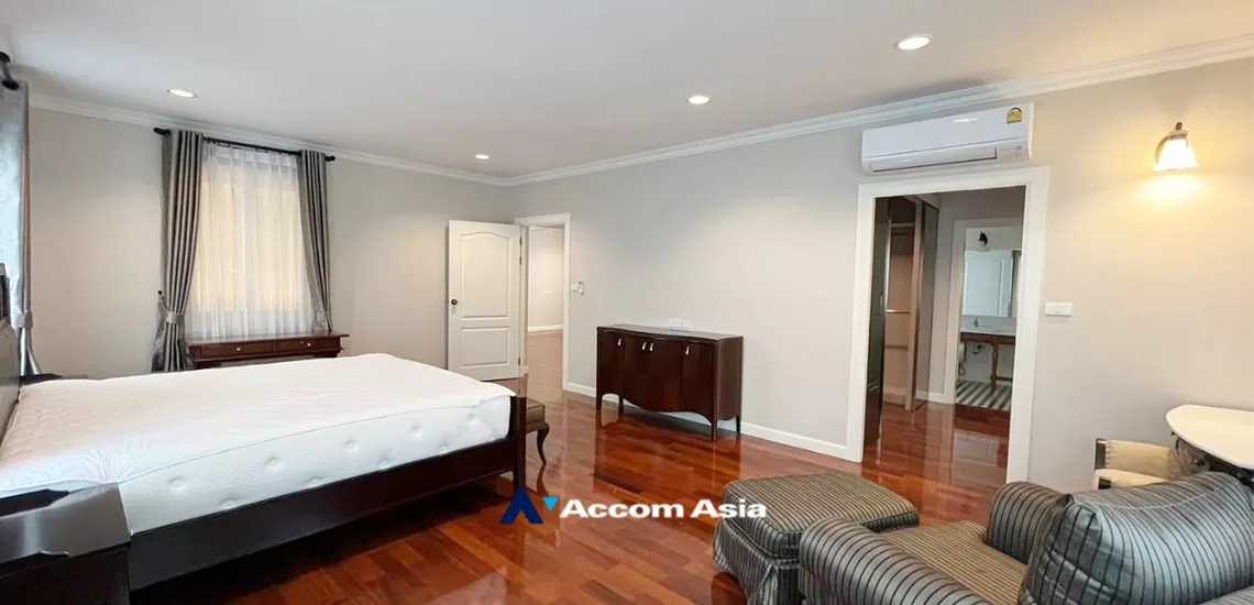 17  4 br House For Rent in Bangna ,Bangkok  at Fantasia Villa 4 AA33539