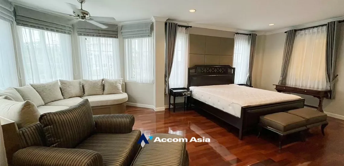 16  4 br House For Rent in Bangna ,Bangkok  at Fantasia Villa 4 AA33539