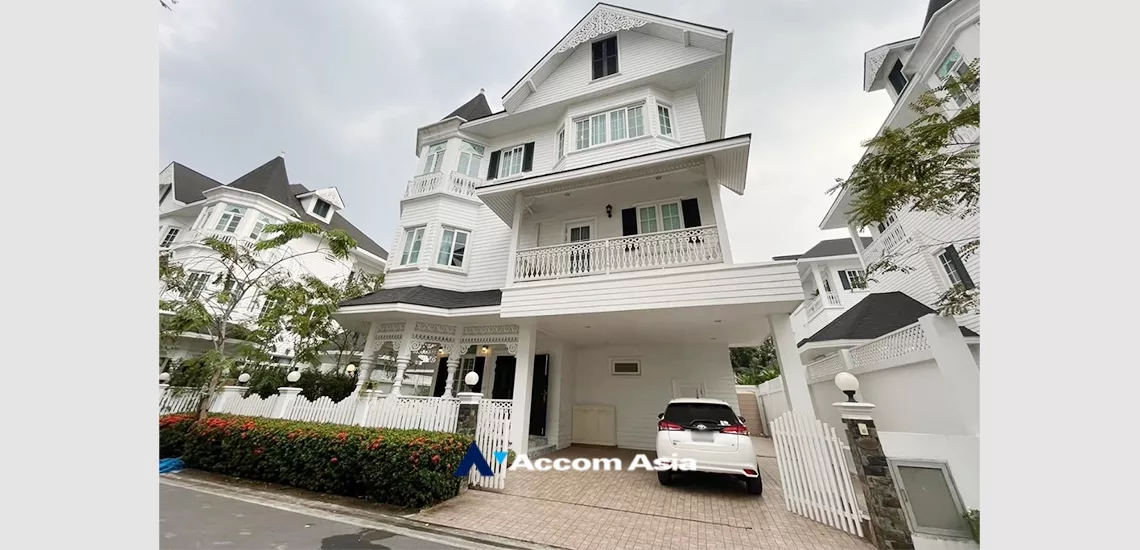  2  4 br House For Rent in Bangna ,Bangkok  at Fantasia Villa 4 AA33539
