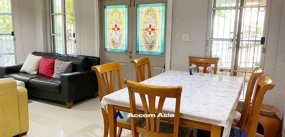 4  4 br House For Sale in Rama 3 ,Bangkok  at Baan Klang Krung Sathorn-Nuea Tai AA33547