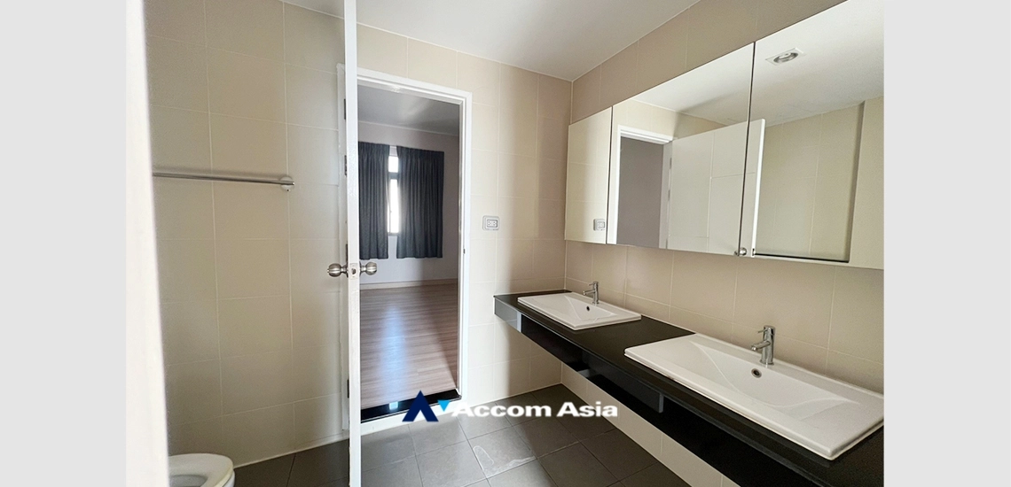 17  3 br Townhouse for rent and sale in Rama 3 ,Bangkok  at Up town AA33560