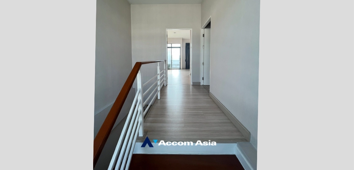 5  3 br Townhouse for rent and sale in Rama 3 ,Bangkok  at Up town AA33560
