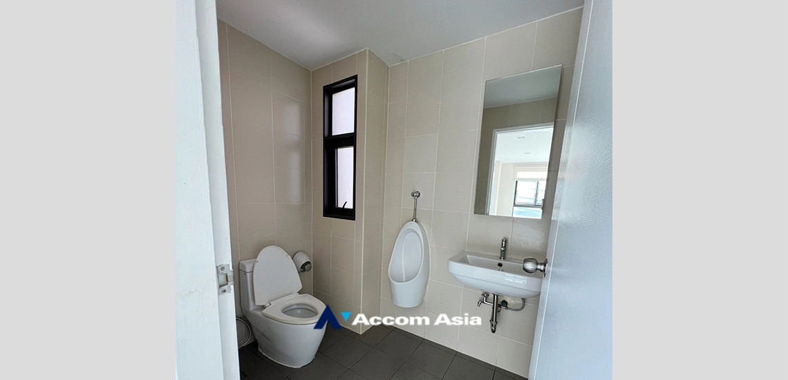 19  3 br Townhouse for rent and sale in Rama 3 ,Bangkok  at Up town AA33560