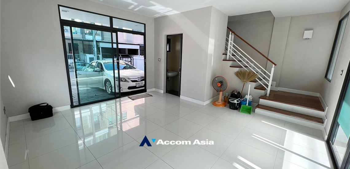  1  3 br Townhouse for rent and sale in Rama 3 ,Bangkok  at Up town AA33560