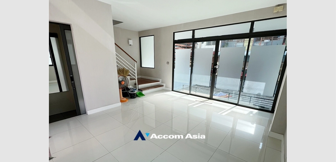 unitHome Office |  3 Bedrooms  Townhouse For Rent & Sale in Rama 3, Bangkok  (AA33560)