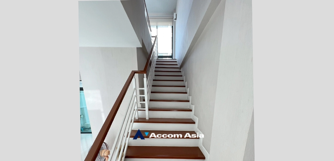 14  3 br Townhouse for rent and sale in Rama 3 ,Bangkok  at Up town AA33560
