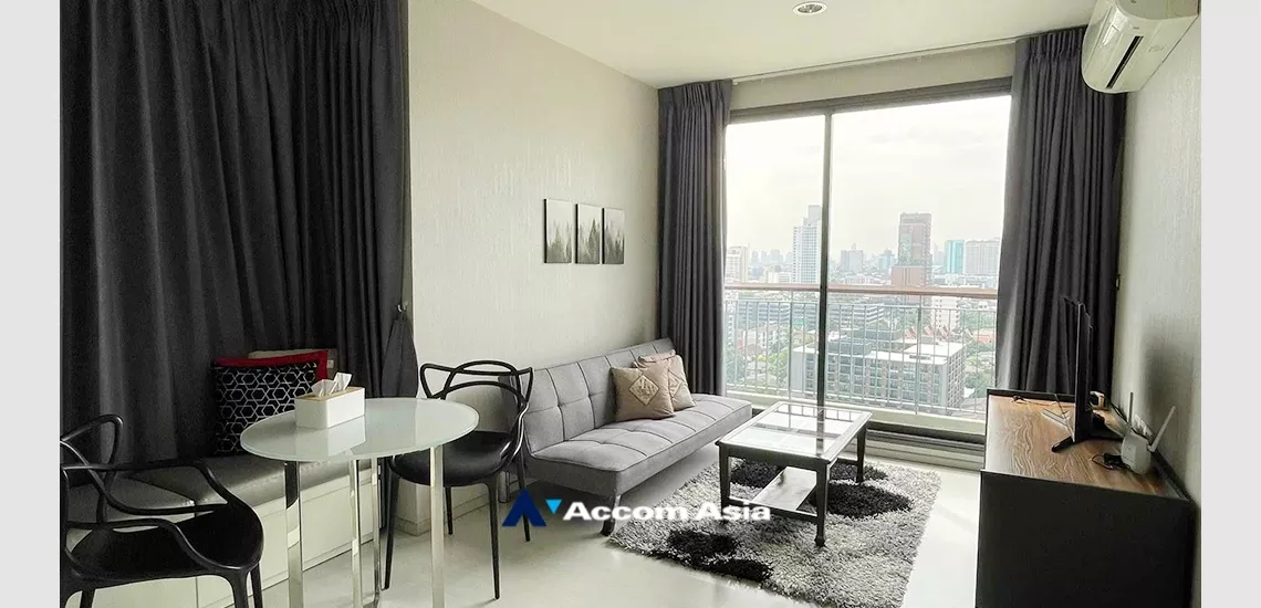 Rhythm Sukhumvit 42 Condominium  1 Bedroom for Sale & Rent BTS Ekkamai in Sukhumvit Bangkok